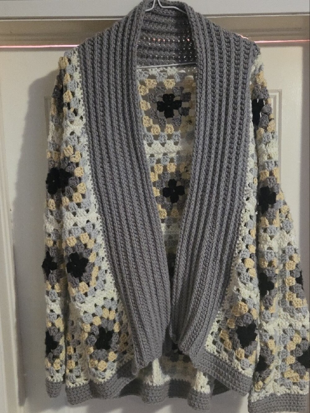 Cozy Gray Crochet Shawl-Collar Cardigan with Cream & Yellow Accents - Picture 4 of 8